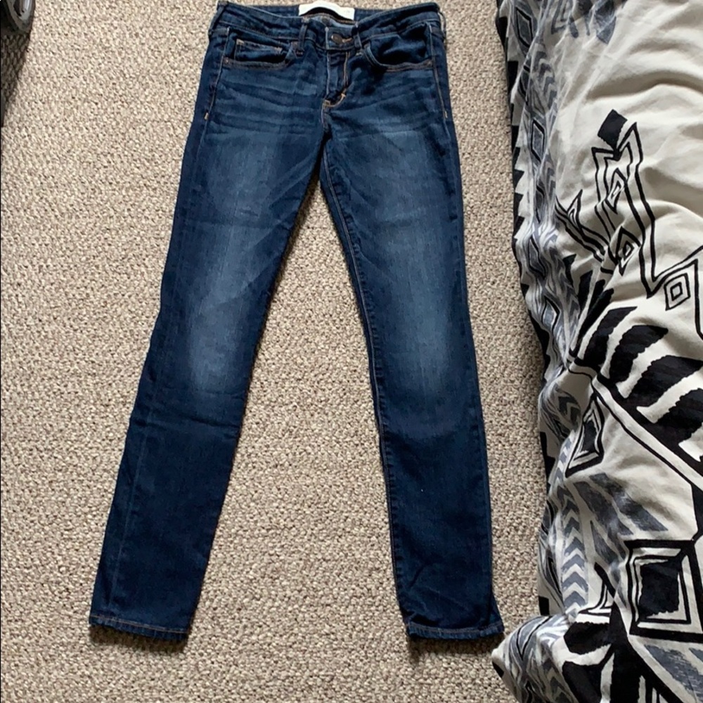 Abercrombie dark wash jeans. Size 26x29